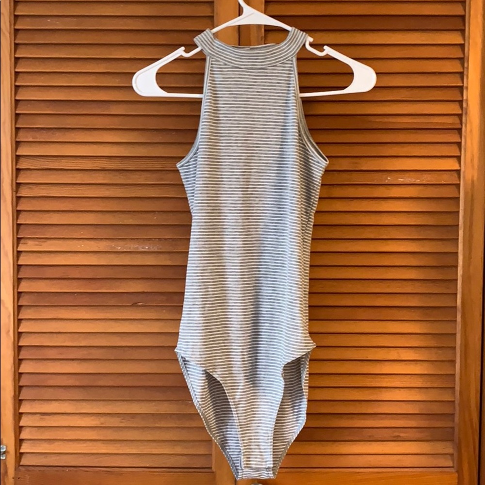 Soul cake high neck bodysuit size small